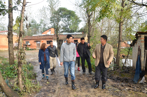 我院順利完成信陽市五里鎮(zhèn)東湖景區(qū)旅游總體規(guī)劃考察工作